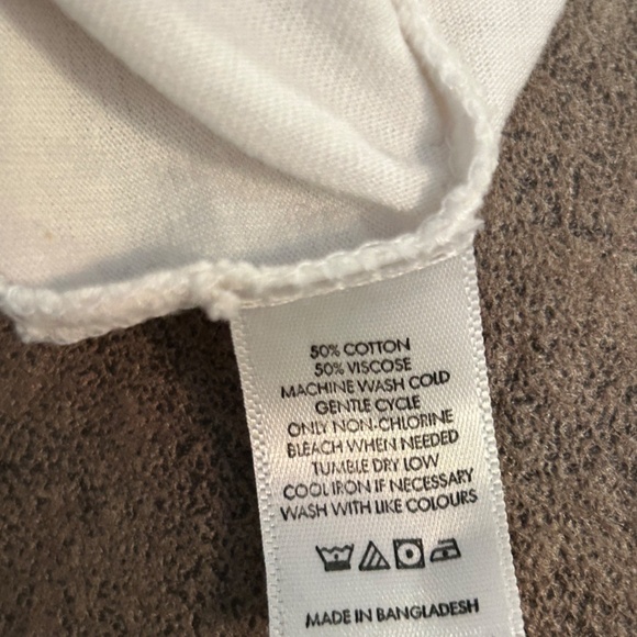 Miss to Mrs - Fiance T-Shirt - Picture 3 of 3